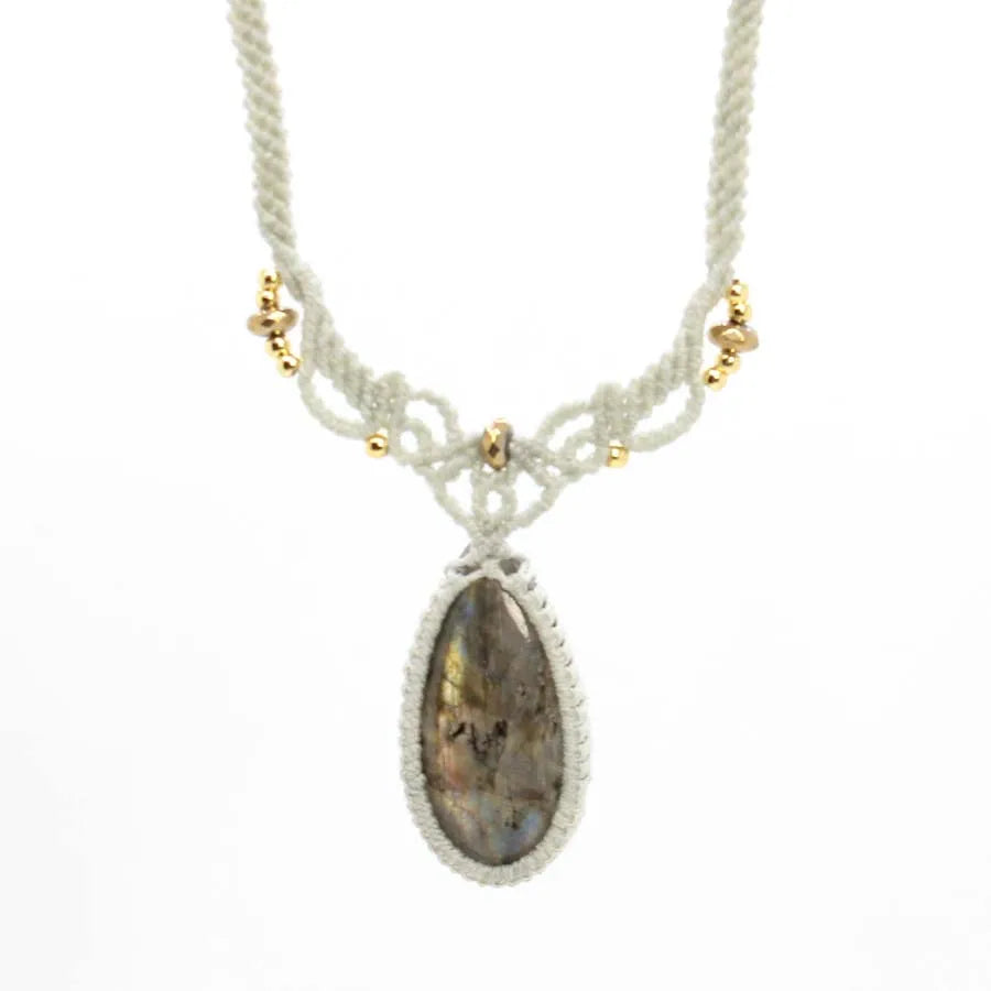 Handmade Rope Braided Macrame Pendant Necklace For Women Natural Labradorite Crystal Stone Weave Adjustable Necklace Jewellery