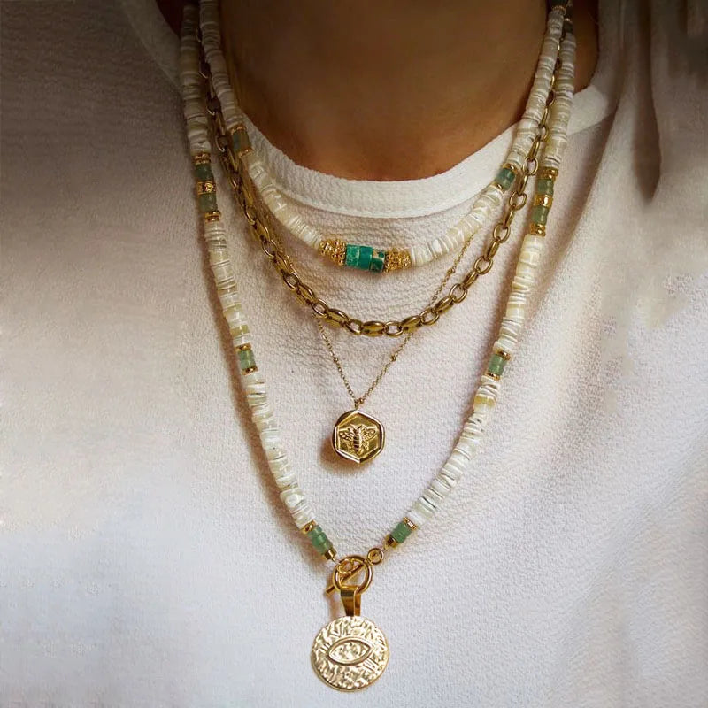 Women Trendy Charm White Shell Pieces Green Stone Stitching Necklace Creative Design Designer Jewelry Bijou Banquet Party Collar